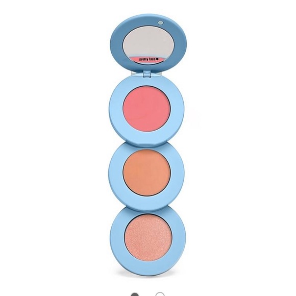 ❤️ALLEYOOP is a 3 in 1 Stackable Compact With Blush, Bronzer and Highlighter❤️ - Picture 3 of 3